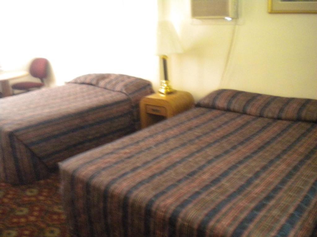 Riverside Motel Helper Værelse billede